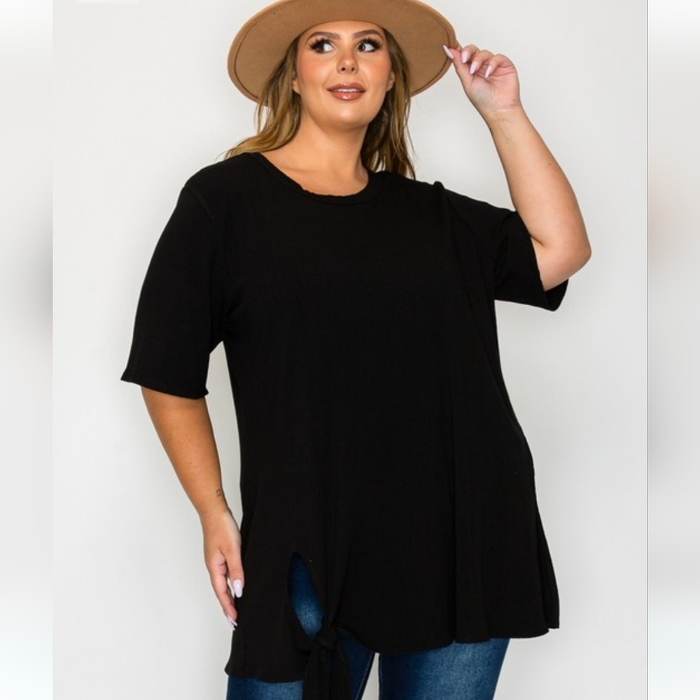 NWOT Elegant Black Short Sleeve Women's Top